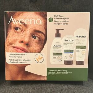 NEW 🆕 Aveeno Daily Moisturizing Skincare Gift Set - Face and Body